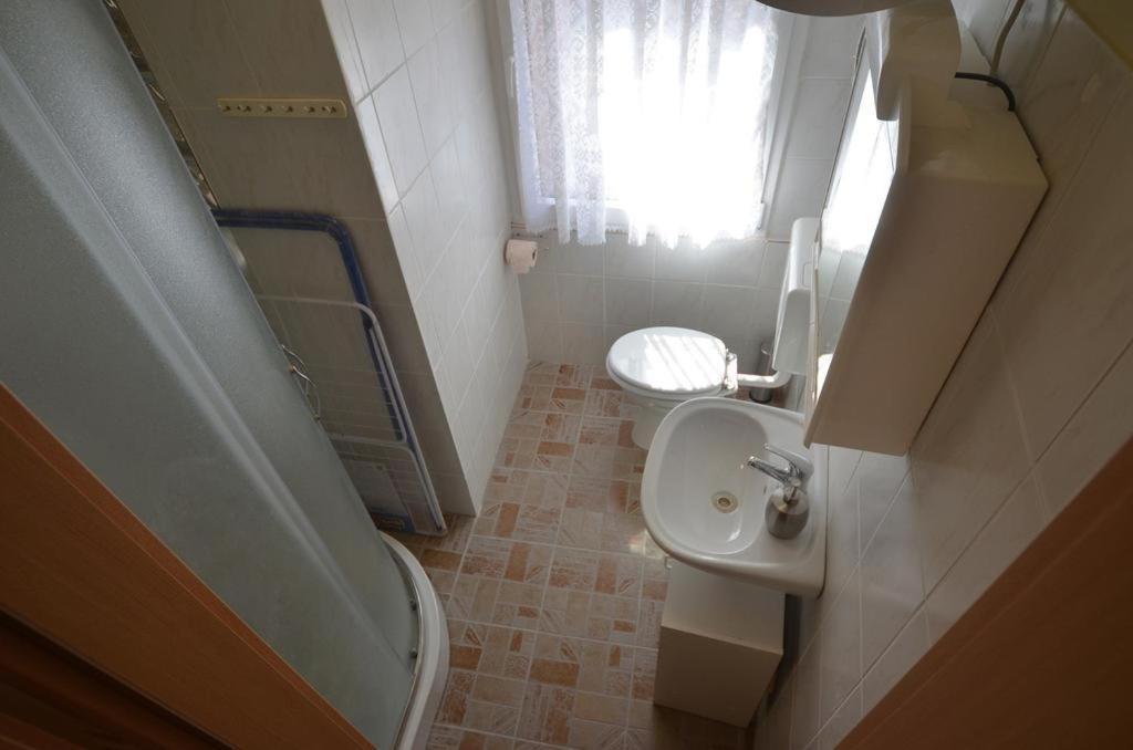 Studio Apartment La Maison De Catherine โรวีน ภายนอก รูปภาพ