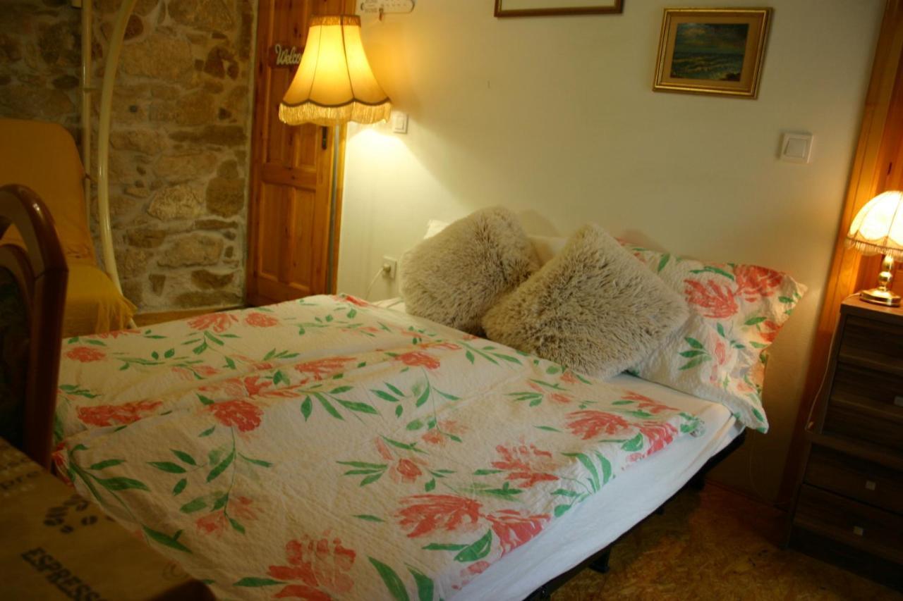Studio Apartment La Maison De Catherine โรวีน ภายนอก รูปภาพ