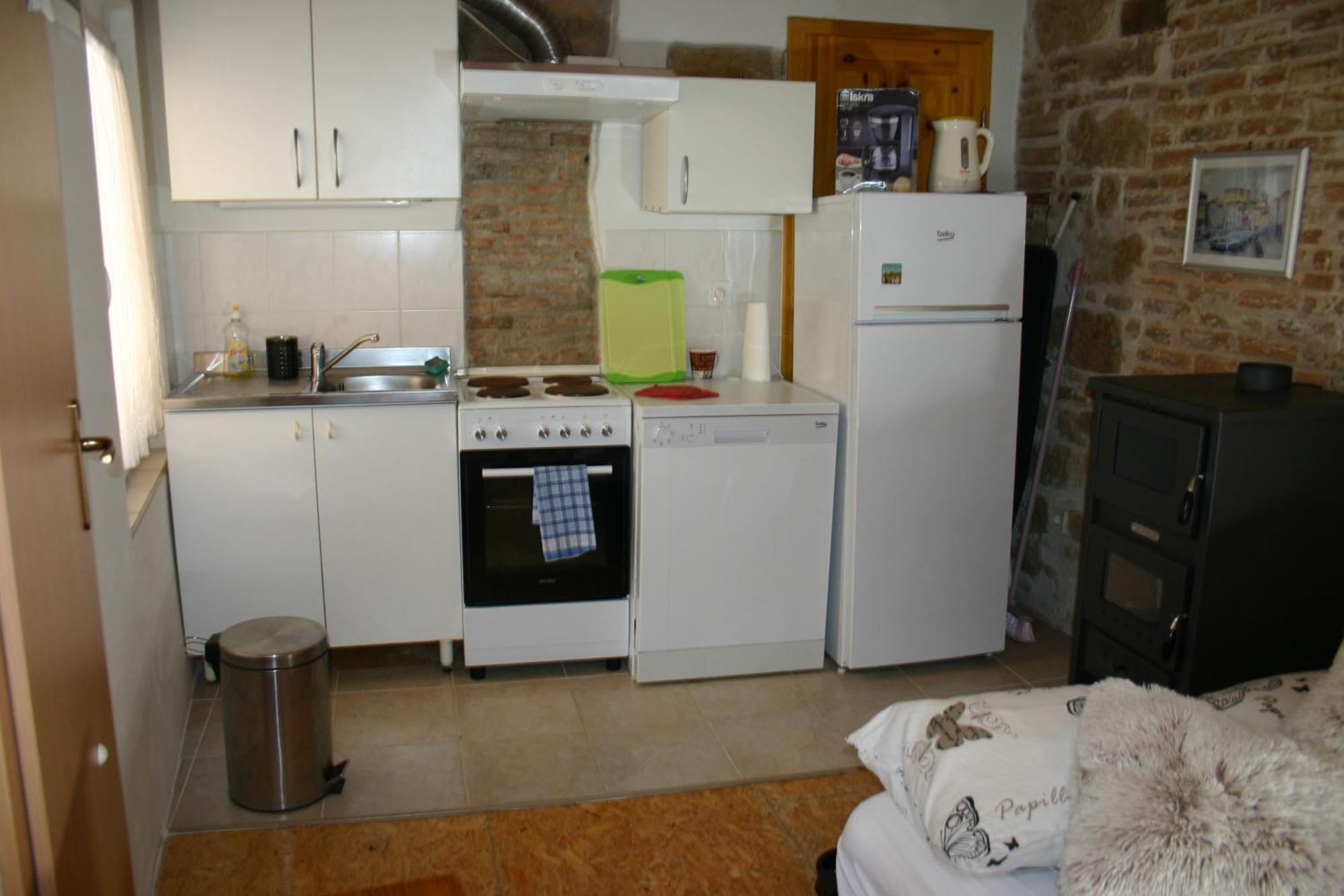 Studio Apartment La Maison De Catherine โรวีน ภายนอก รูปภาพ