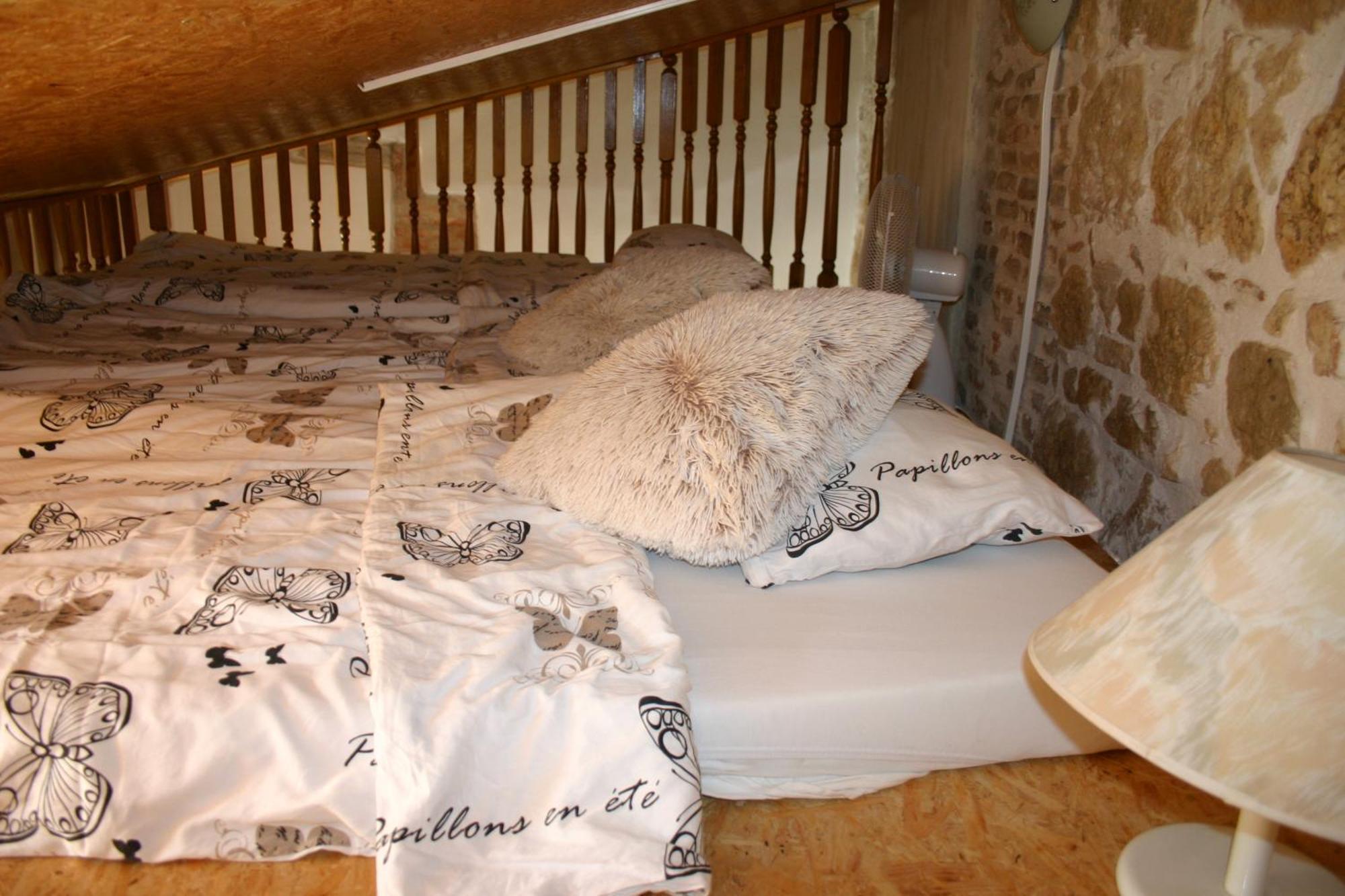 Studio Apartment La Maison De Catherine โรวีน ภายนอก รูปภาพ