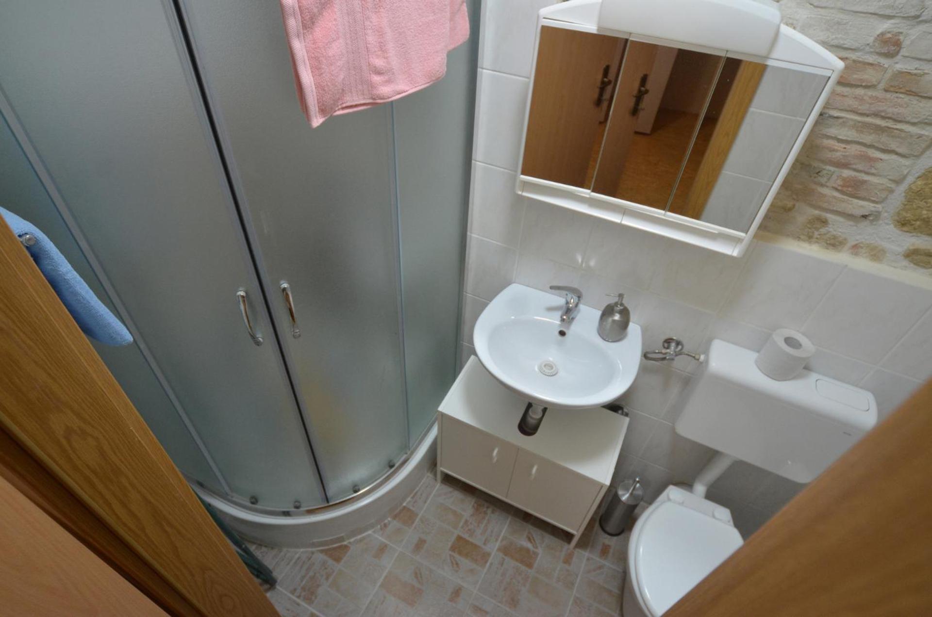 Studio Apartment La Maison De Catherine โรวีน ภายนอก รูปภาพ